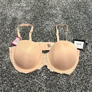 NWT Maidenform 40C Everyday Nude Convertible Underwire Bra with Lace Sides size